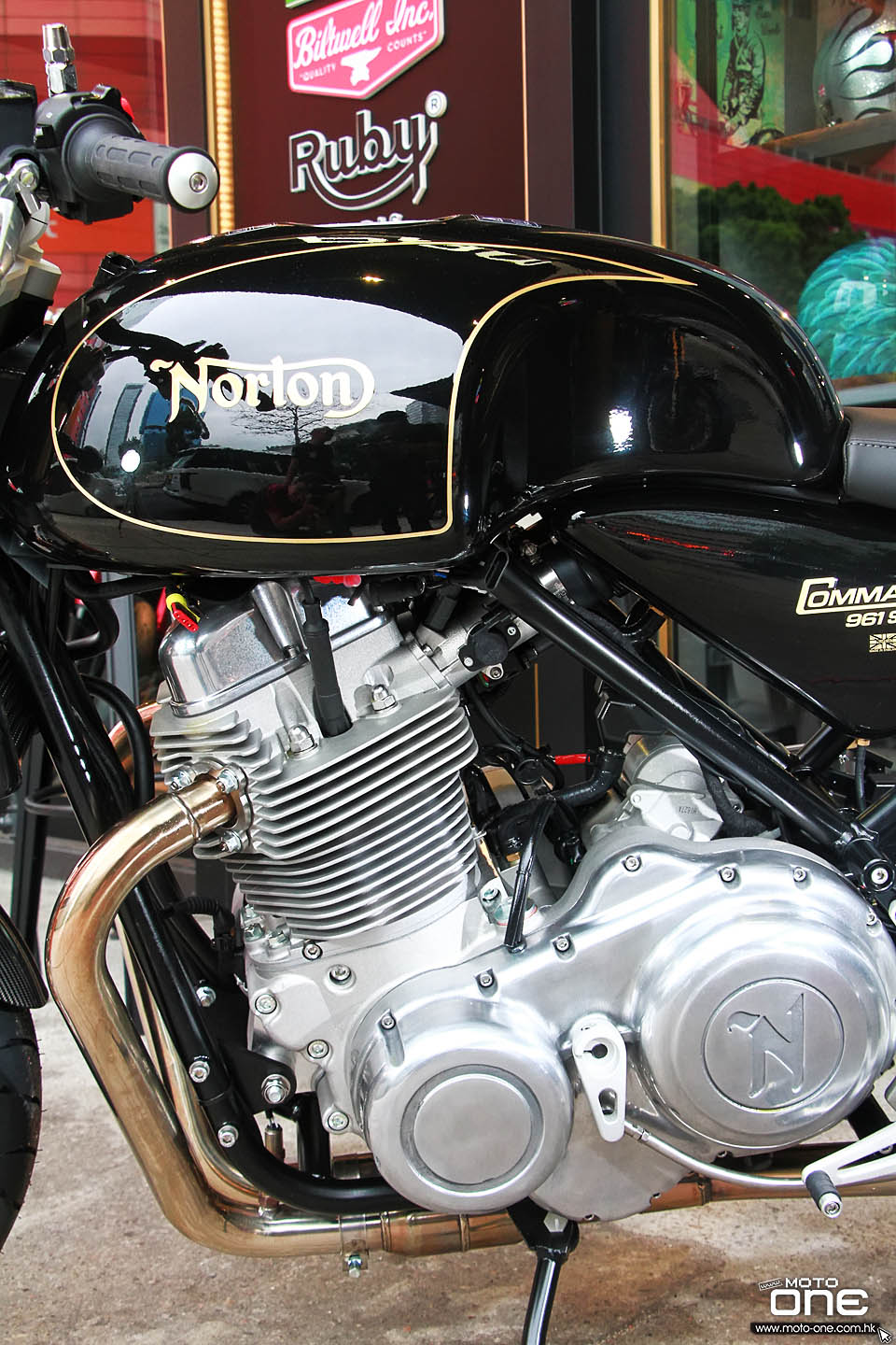 2017 NORTON COMMANDO 961 CAFE RACER x SPORT MK2