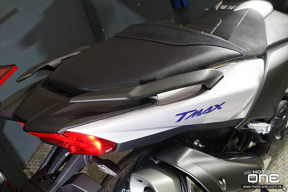 2017 YAMAHA TMAX DX SX