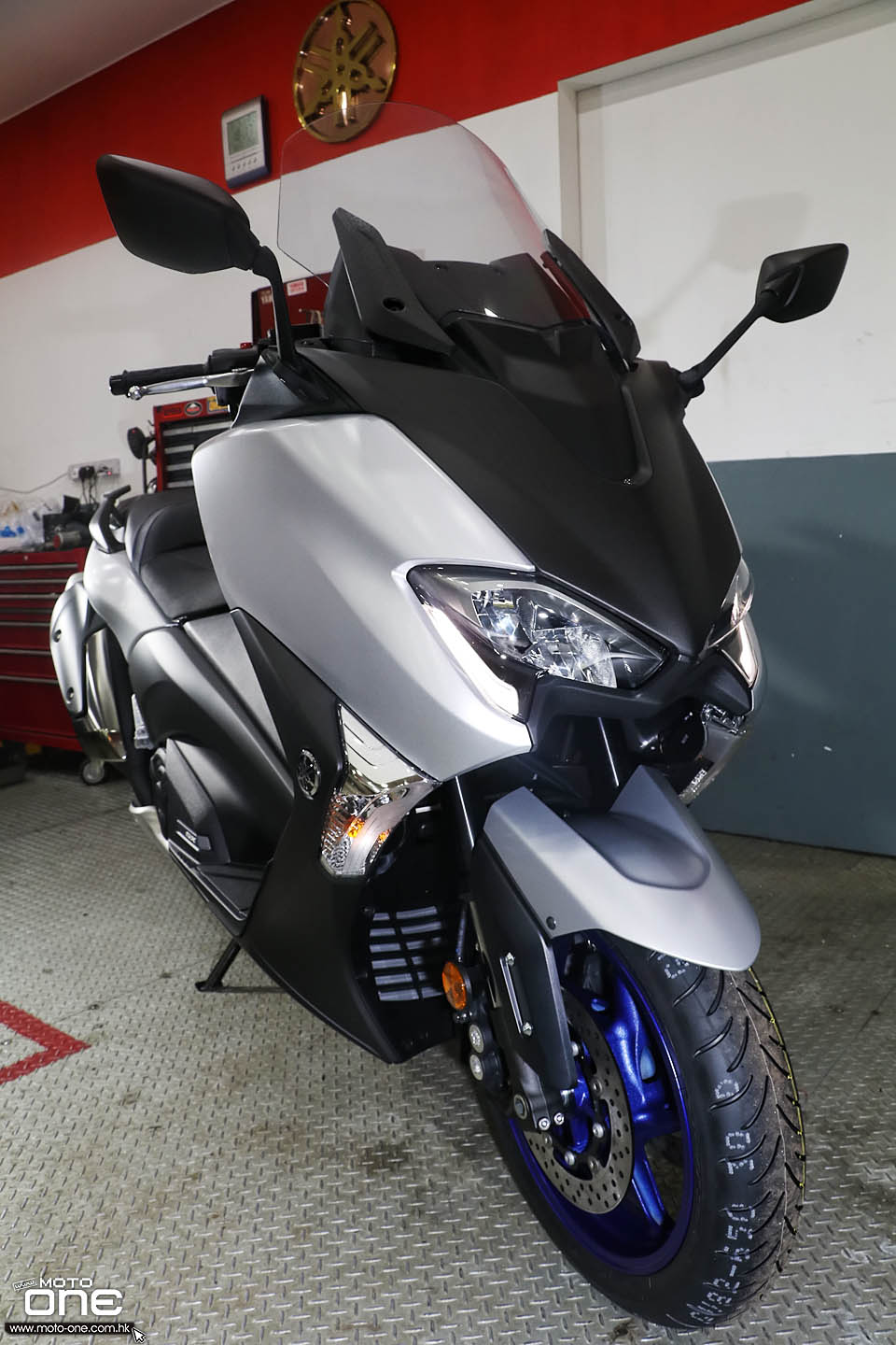 2017 YAMAHA TMAX DX SX