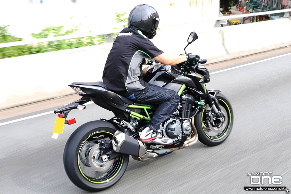 2017 KAWASAKI Z900 RIDER