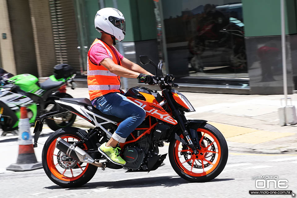 2017 KTM DUKE 390 TEST DAY