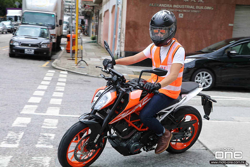 2017 KTM DUKE 390 TEST DAY