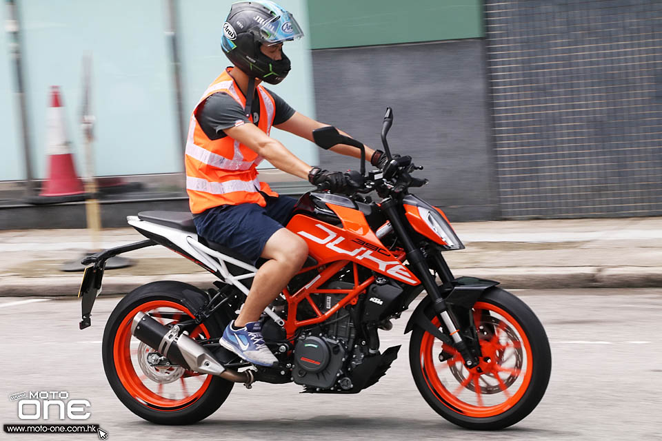 2017 KTM DUKE 390 TEST DAY