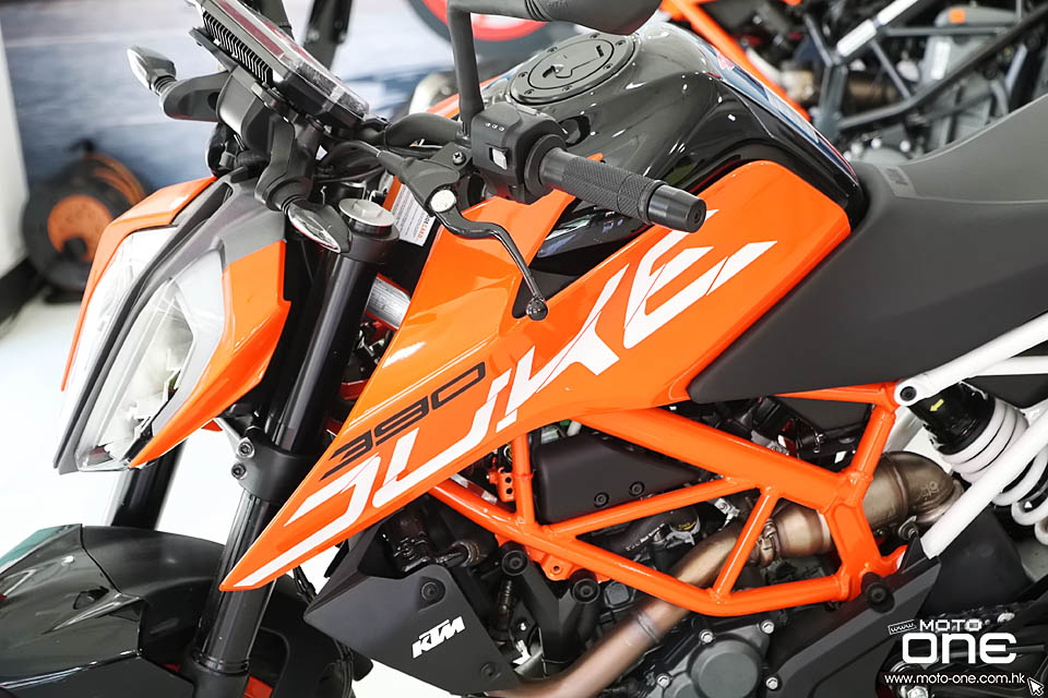 2017 KTM DUKE 390 TEST DAY