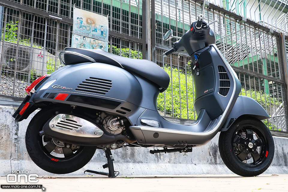 2017 VESPA GTS Super 300