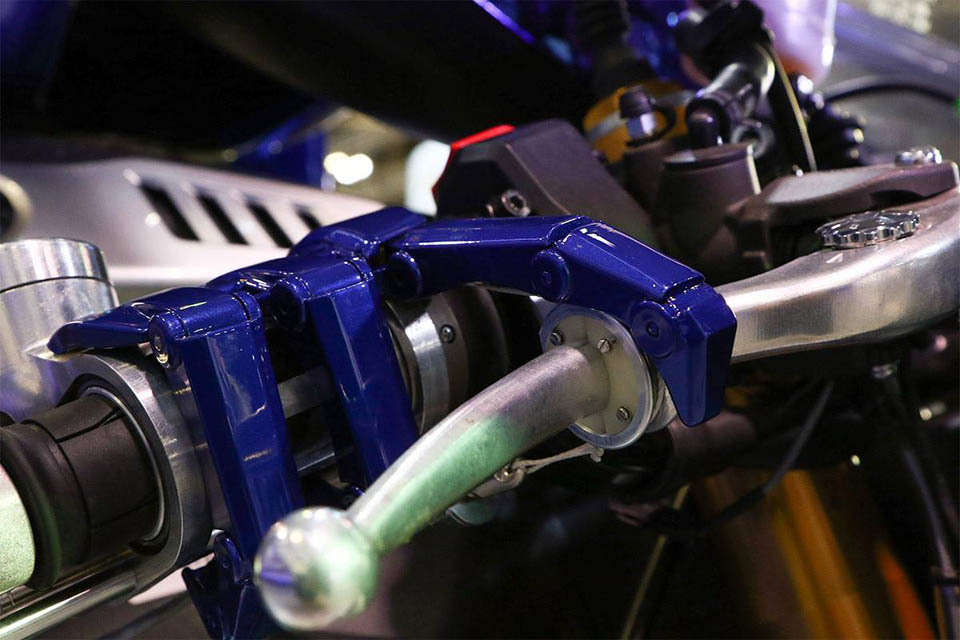 2017 YAMAHA MOTOBOT 2 X YZF R1M