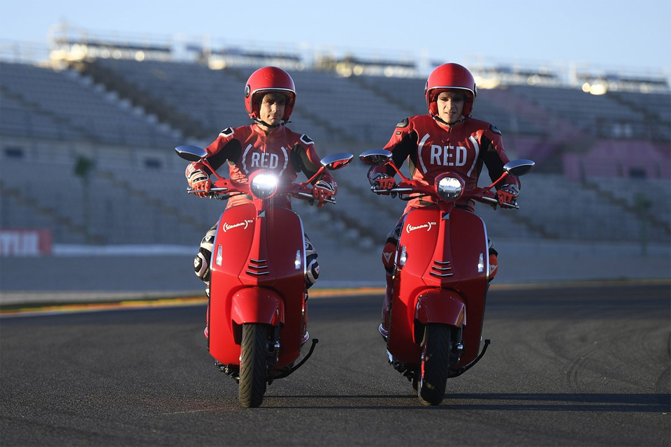 2018 VESPA 946 RED