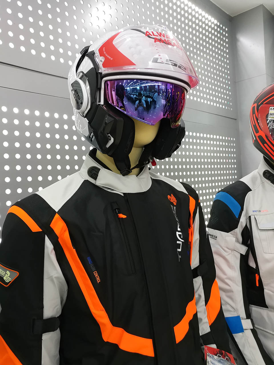 2017 LS2 HETMETS PRODUCTION LINE