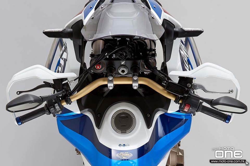 2018 Honda Africa Twin Adventure Sports