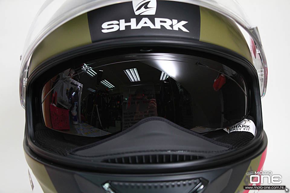 2017 Shark Spartan Carbon