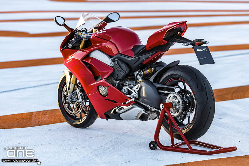 2018 DUCATI PANIGALE V4