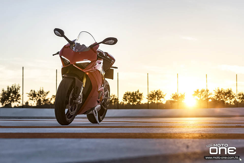 2018 DUCATI PANIGALE V4