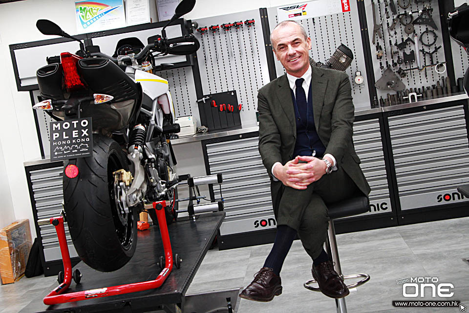 2018 MotoPlex Piaggio Vespa Aprilia Moto Guzzi