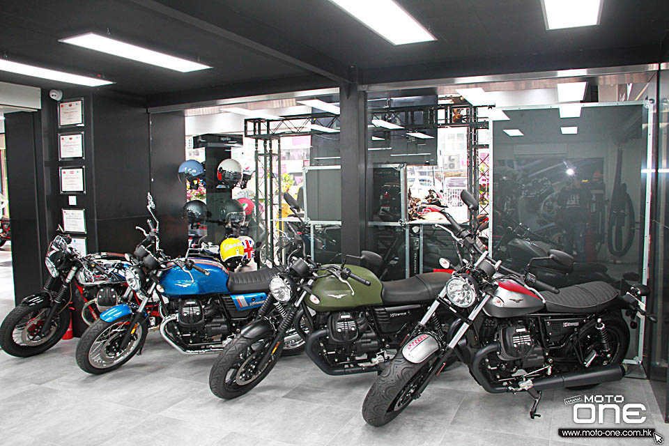 2018 MotoPlex Piaggio Vespa Aprilia Moto Guzzi