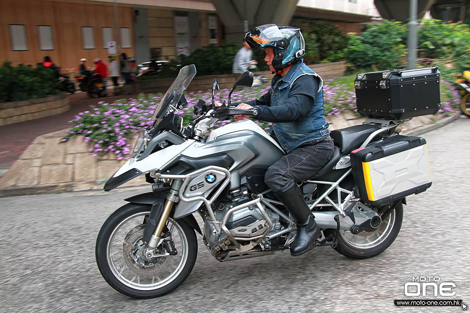 2018 CHINESE NEW YEAR RIDING KOWLOON