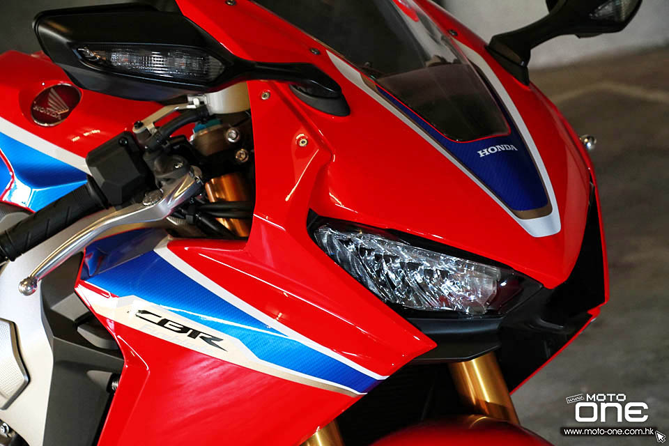 2018 HONDA CBR1000RR SP2 TEST