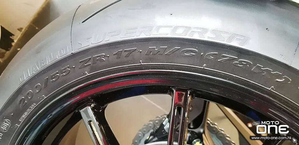 2018 MV Agusta Brutale 800 RR Pirelli