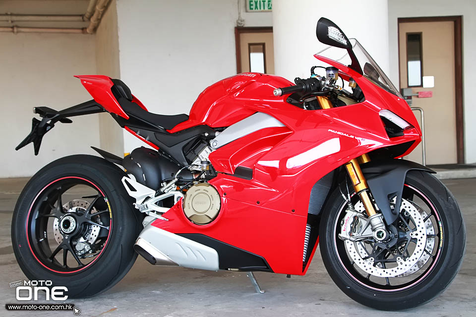 2018 DUCATI PANIGALE V4S 2017 1299 PANIGALE S