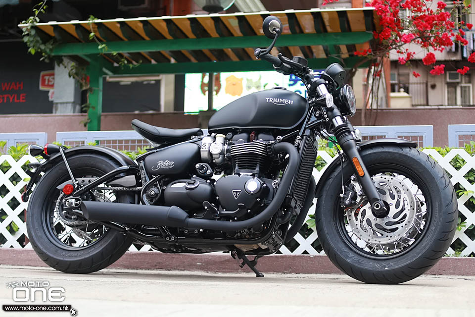 2018 Triumph Bonnevile Bobber Black ABS