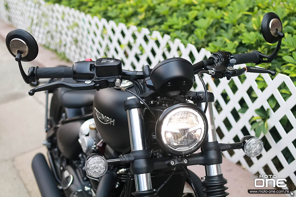 2018 Triumph Bonnevile Bobber Black ABS