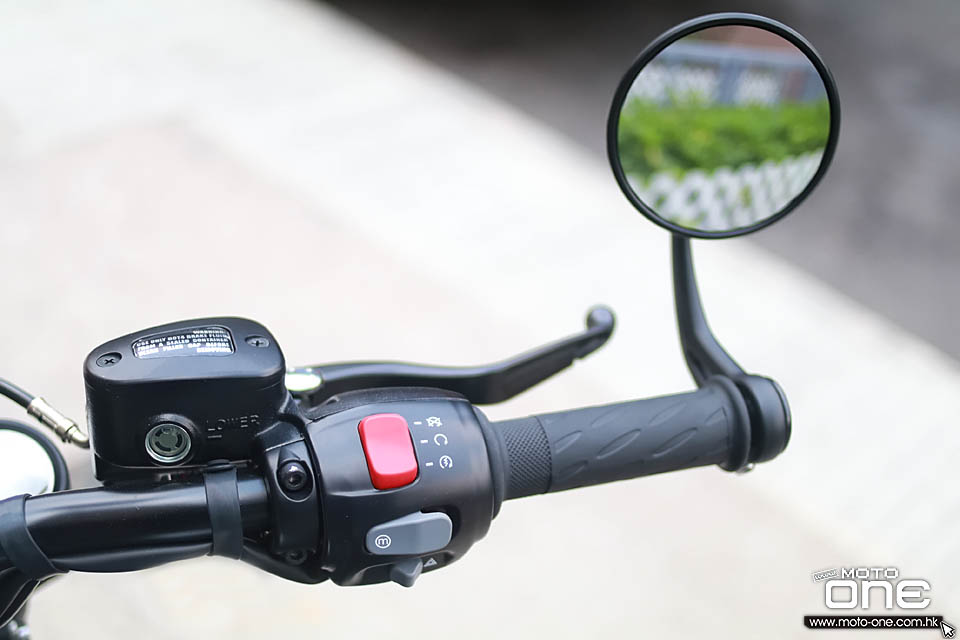 2018 Triumph Bonnevile Bobber Black ABS