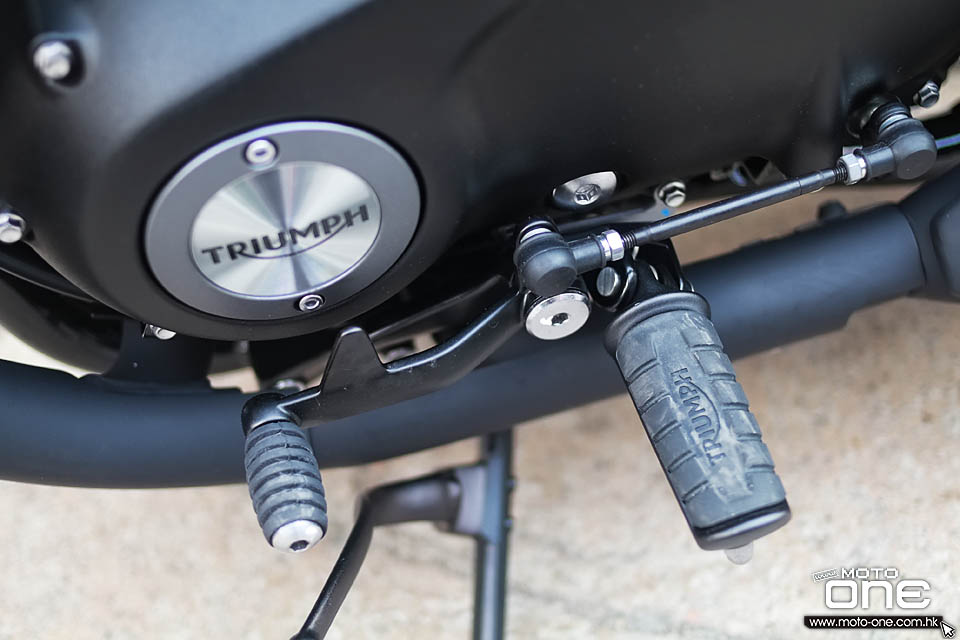 2018 Triumph Bonnevile Bobber Black ABS
