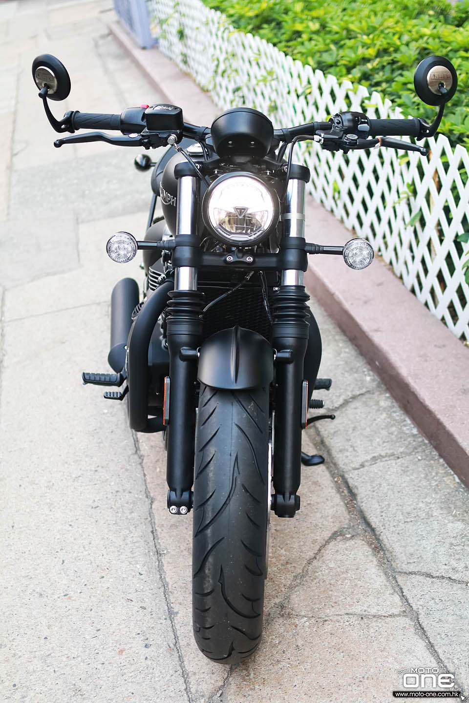 2018 Triumph Bonnevile Bobber Black ABS