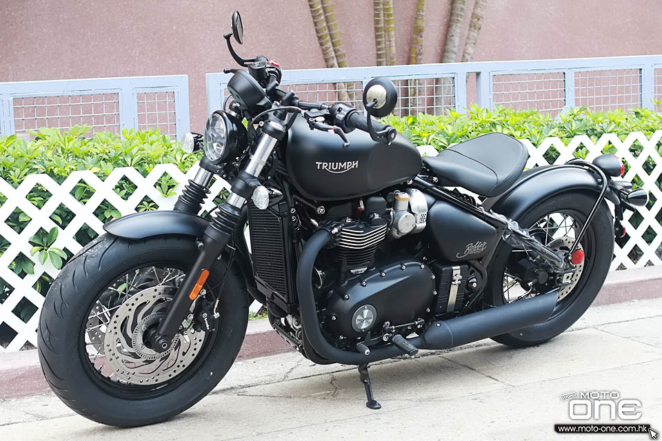 2018 Triumph Bonnevile Bobber Black ABS