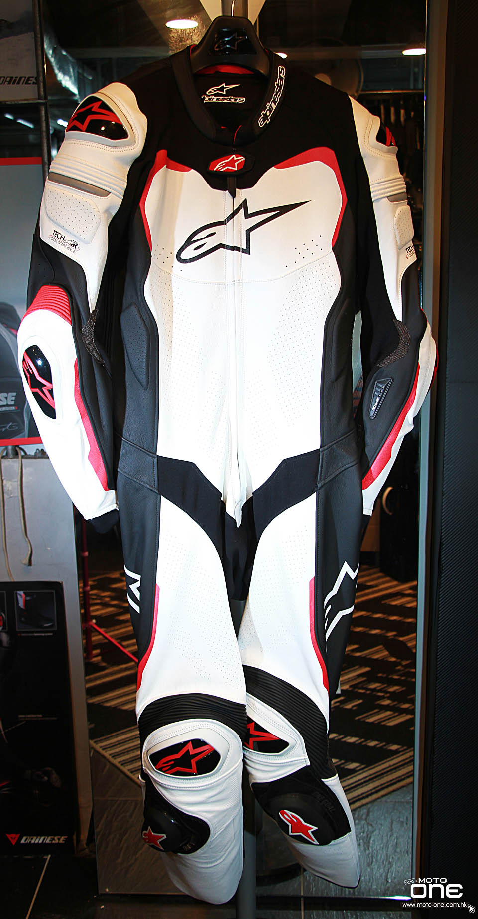 2018 ALPINESTARS Tech-Air Race Street