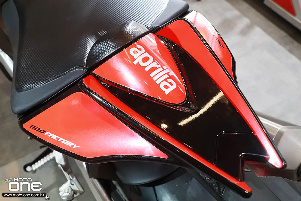 2018 APRILIA_Tuono V4 1100 Factory