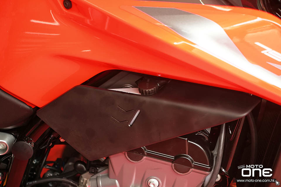 2018 KTM 790 DUKE R ABS