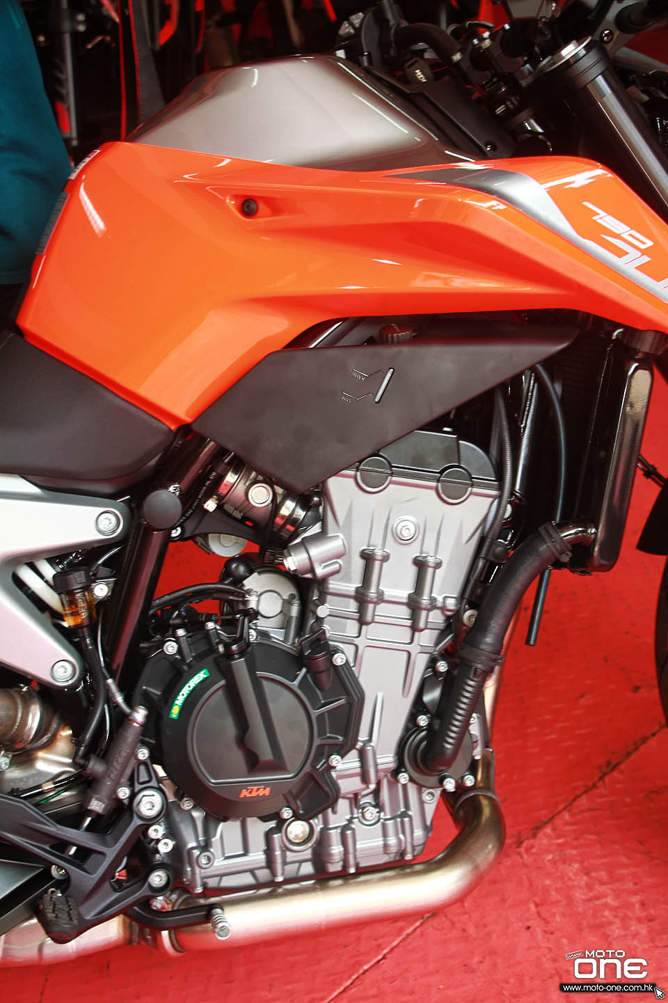 2018 KTM 790 DUKE R ABS