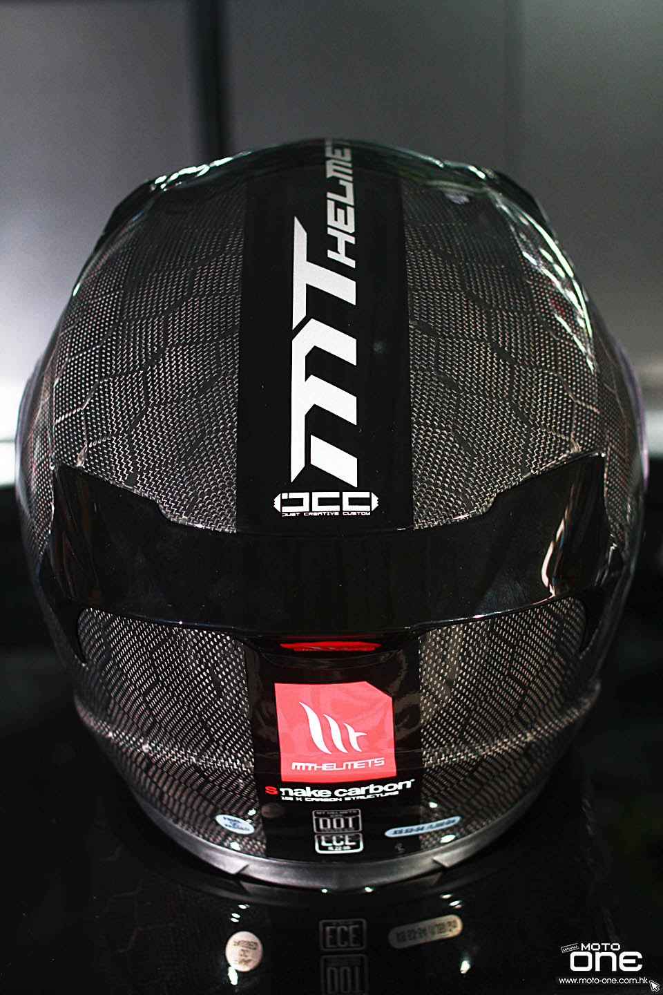 2018 MT KRE SNAKE CARBON HELMET