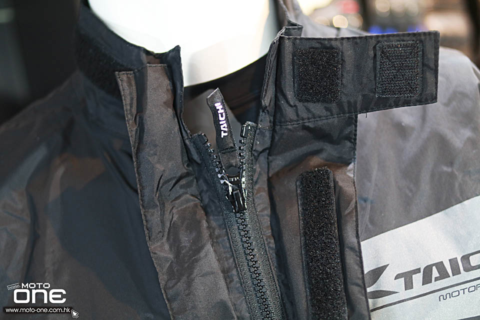 2018 RS-TAICHI RAIN SUITS & GOLVE