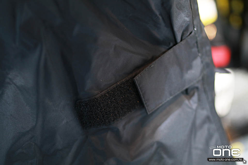 2018 RS-TAICHI RAIN SUITS & GOLVE