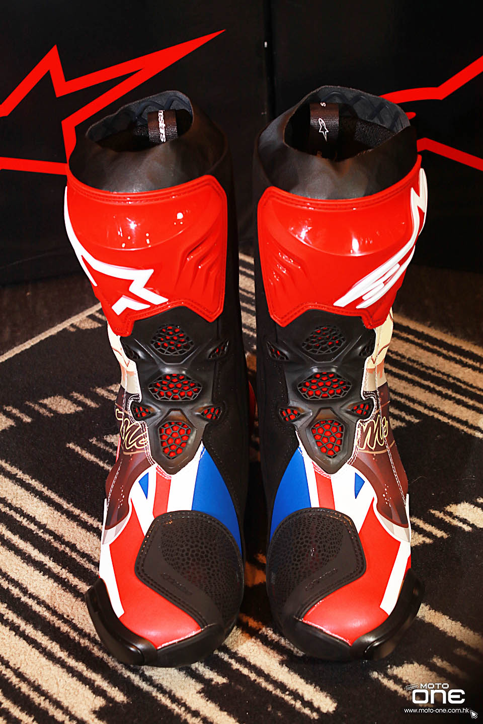 2018 ALPINESTARS SUPERTECH R