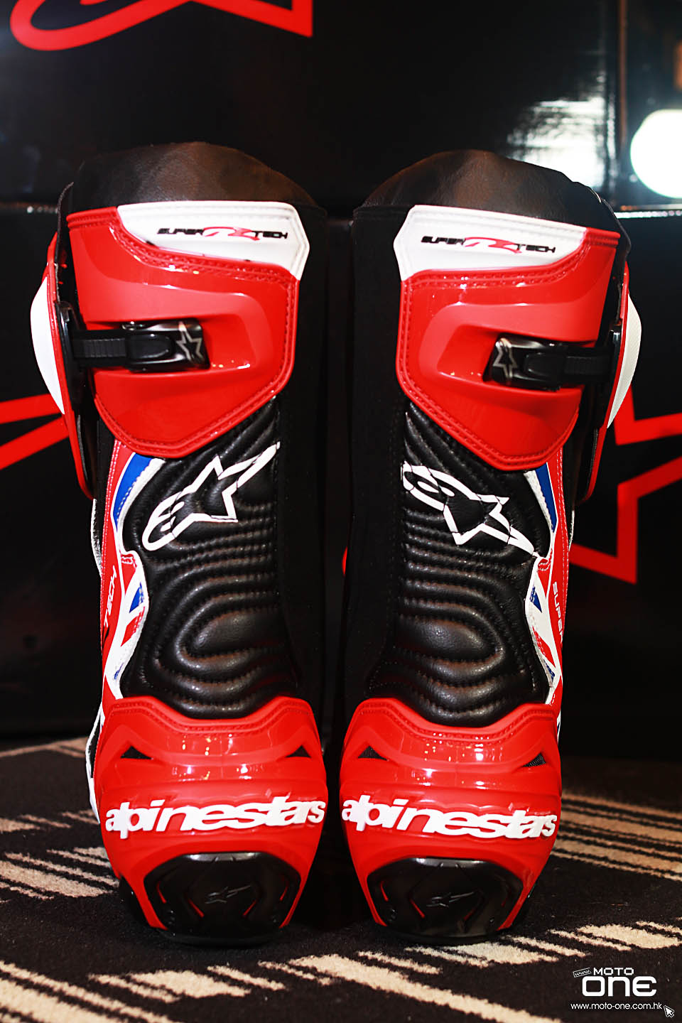 2018 ALPINESTARS SUPERTECH R