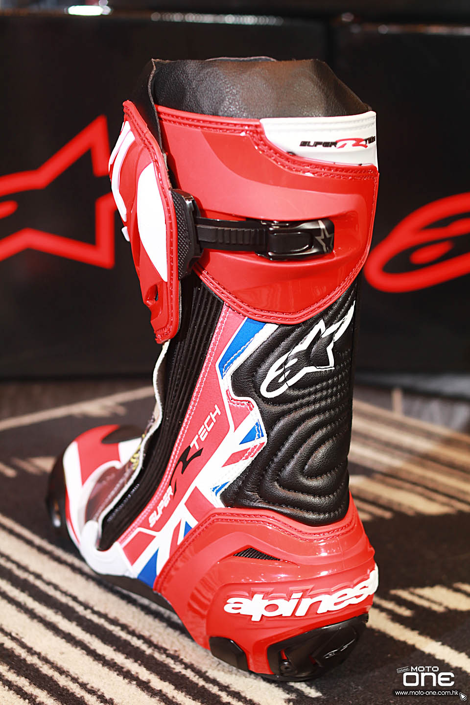 2018 ALPINESTARS SUPERTECH R