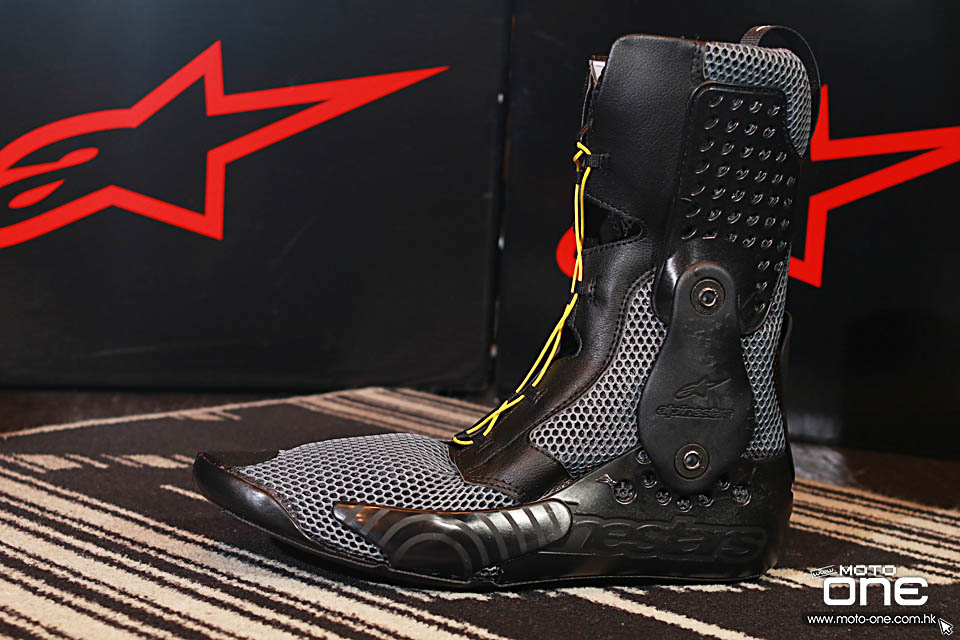 2018 ALPINESTARS SUPERTECH R