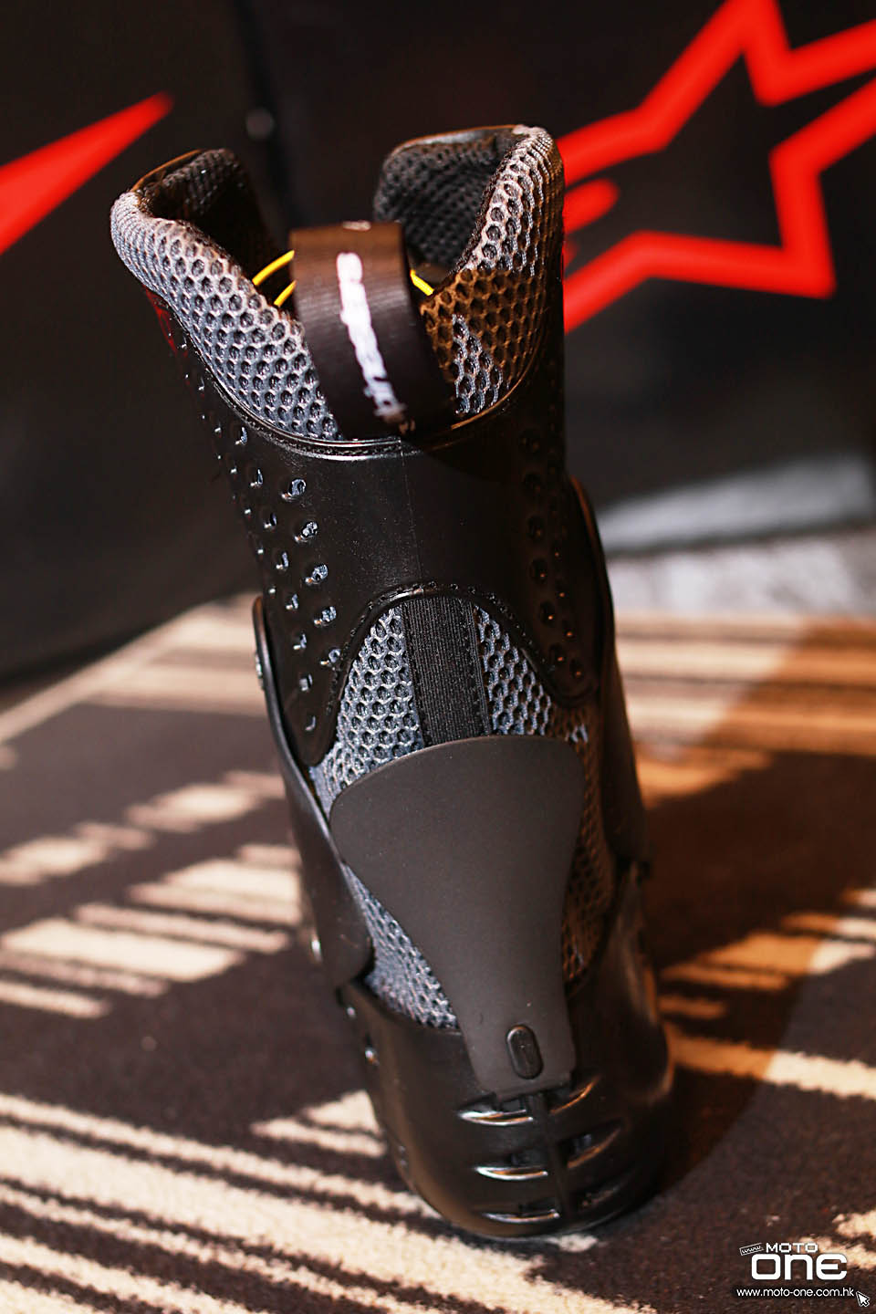 2018 ALPINESTARS SUPERTECH R