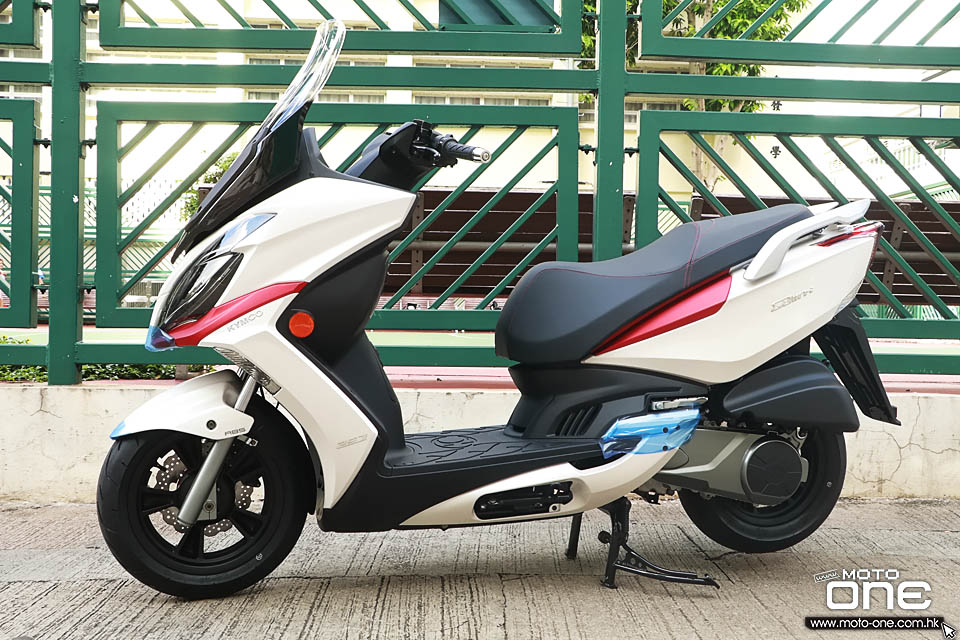 2018 KYMCO G-Dink 250i