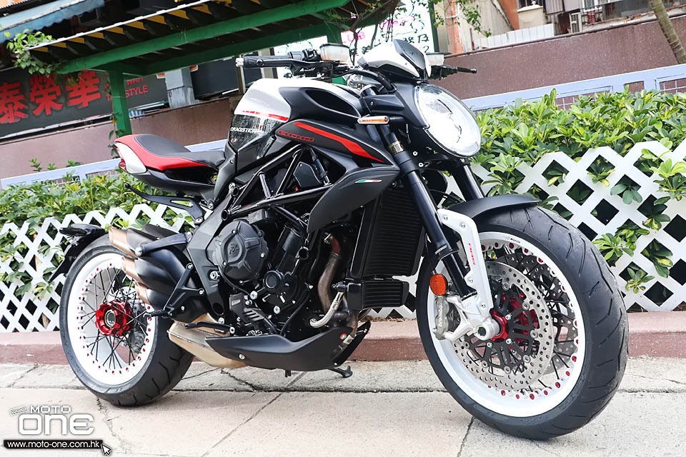 2018 MV Agusta Dragster 800 RR