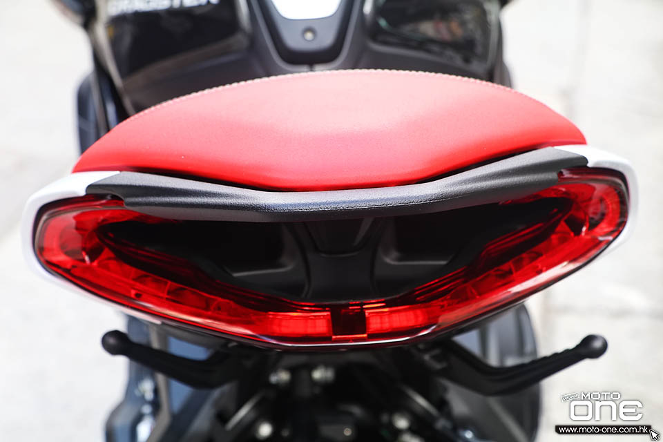 2018 MV Agusta Dragster 800 RR