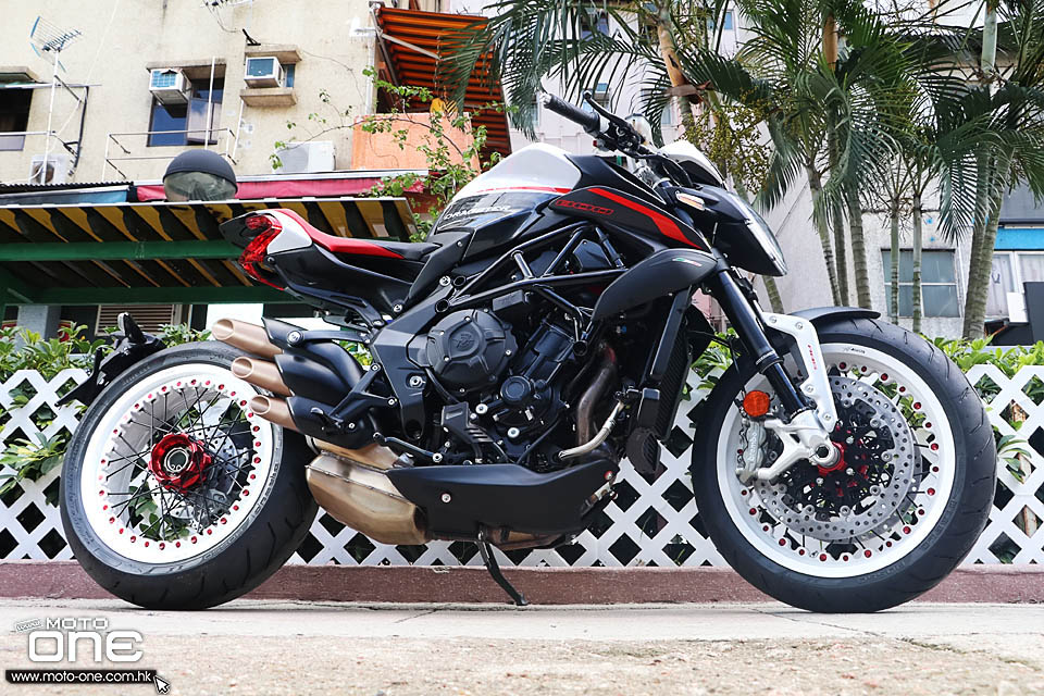 2018 MV Agusta Dragster 800 RR