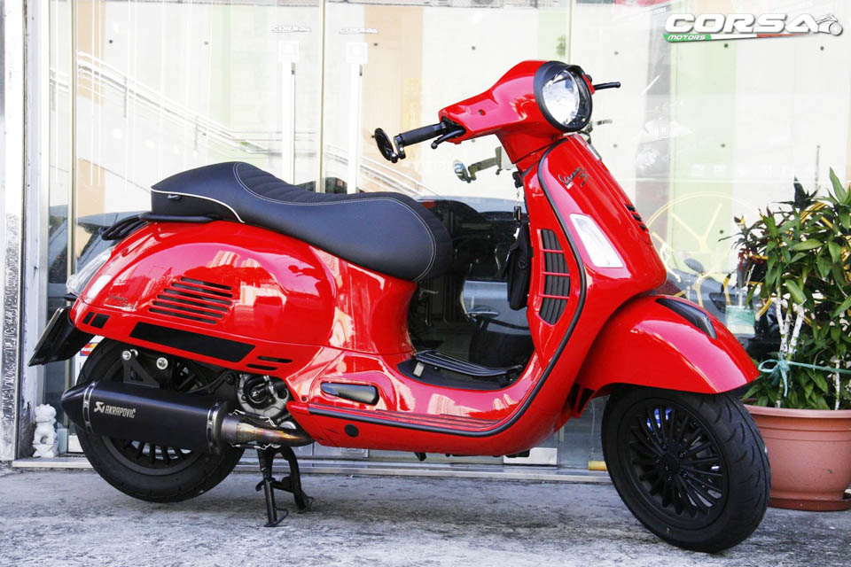 2018 Vespa GTS 300 Super Corsa Motors