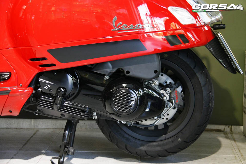 2018 Vespa GTS 300 Super Corsa Motors