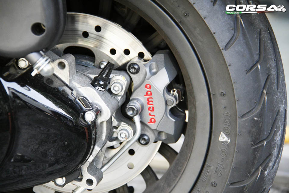 2018 Vespa GTS 300 Super Corsa Motors