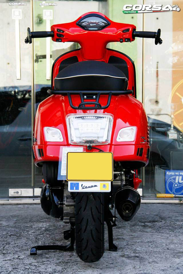 2018 Vespa GTS 300 Super Corsa Motors