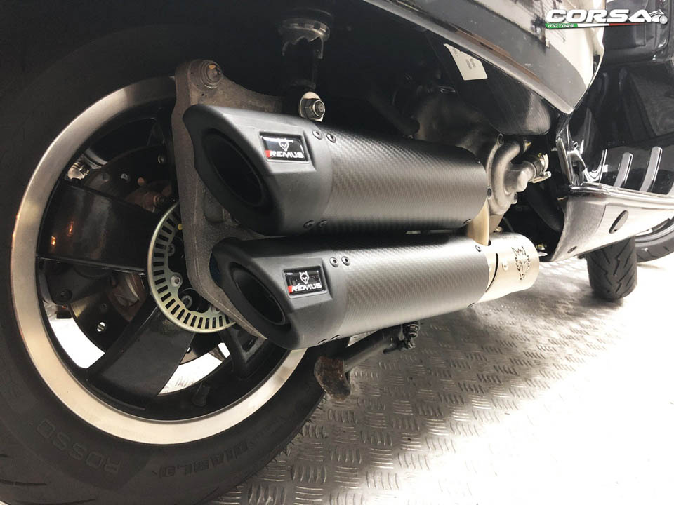 2018 Vespa GTS 300 Super Corsa Motors