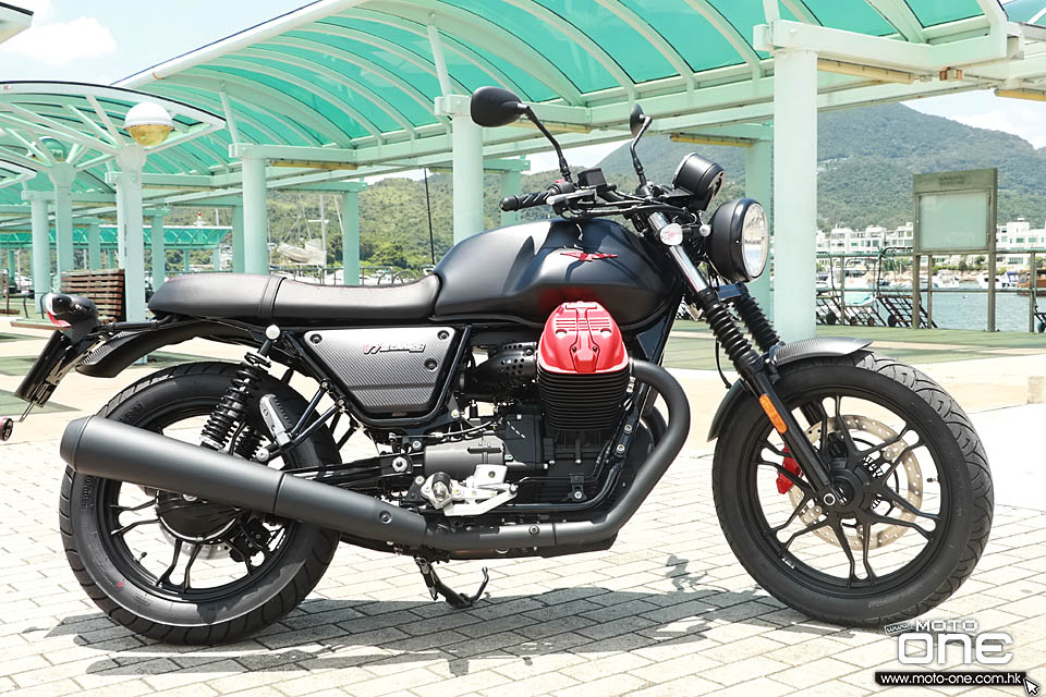 2018 MOTO GUZZI V7 3 CARBON SPECIAL STONE